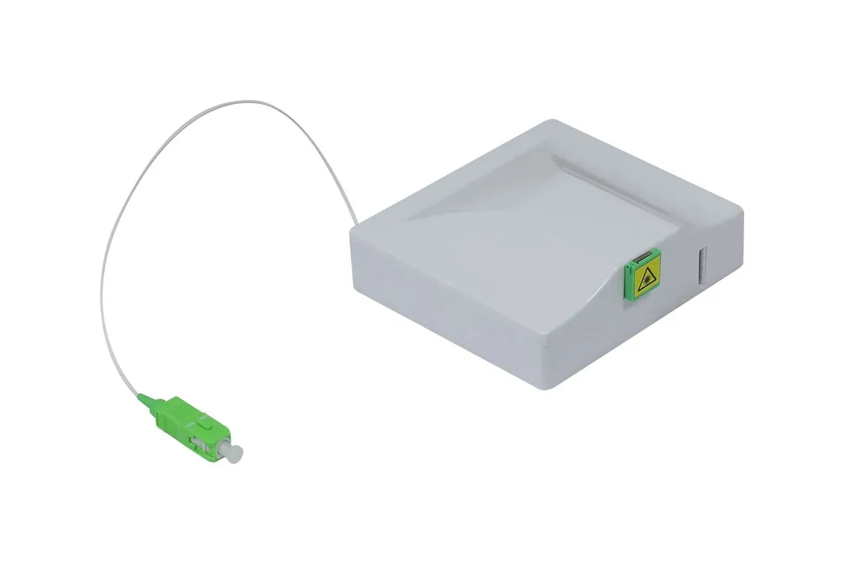 LWL-FTTH Compact Box vorkonfektioniert, 1xSC/APC -> 1xSC/APC, 0-30m, 9/125u, G.657.A2, 1-Faser, OD=0,9mm, Aufputzgehäuse mit Abroller/Spule, Synergy 21 LWL-FTTH Compact Box vorkonfektioniert, 1xSC/APC -> 1xSC/APC, 0-30m, 9/125u, G.657.A2, 1-Faser, OD=0,9mm, Aufputzgehäuse mit Abroller/Spule, Synergy 21