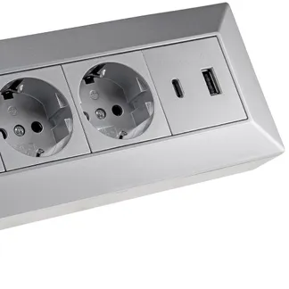 4-fach Steckdosenblock, USB-A+C, silber 250V~/ 16A, Aufbaumontage, USB 3,1A, PD 4-fach Steckdosenblock, USB-A+C, silber 250V~/ 16A, Aufbaumontage, USB 3,1A, PD