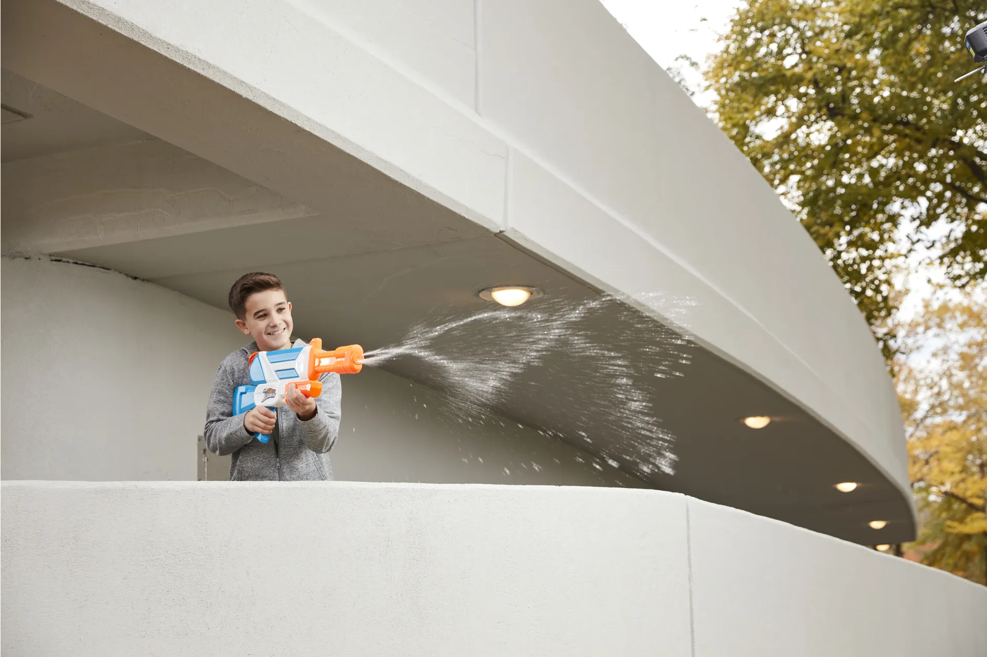 Nerf Super Soaker F38845L1 Wasserpistole/ Wasserballon 1094 ml – Bild 2