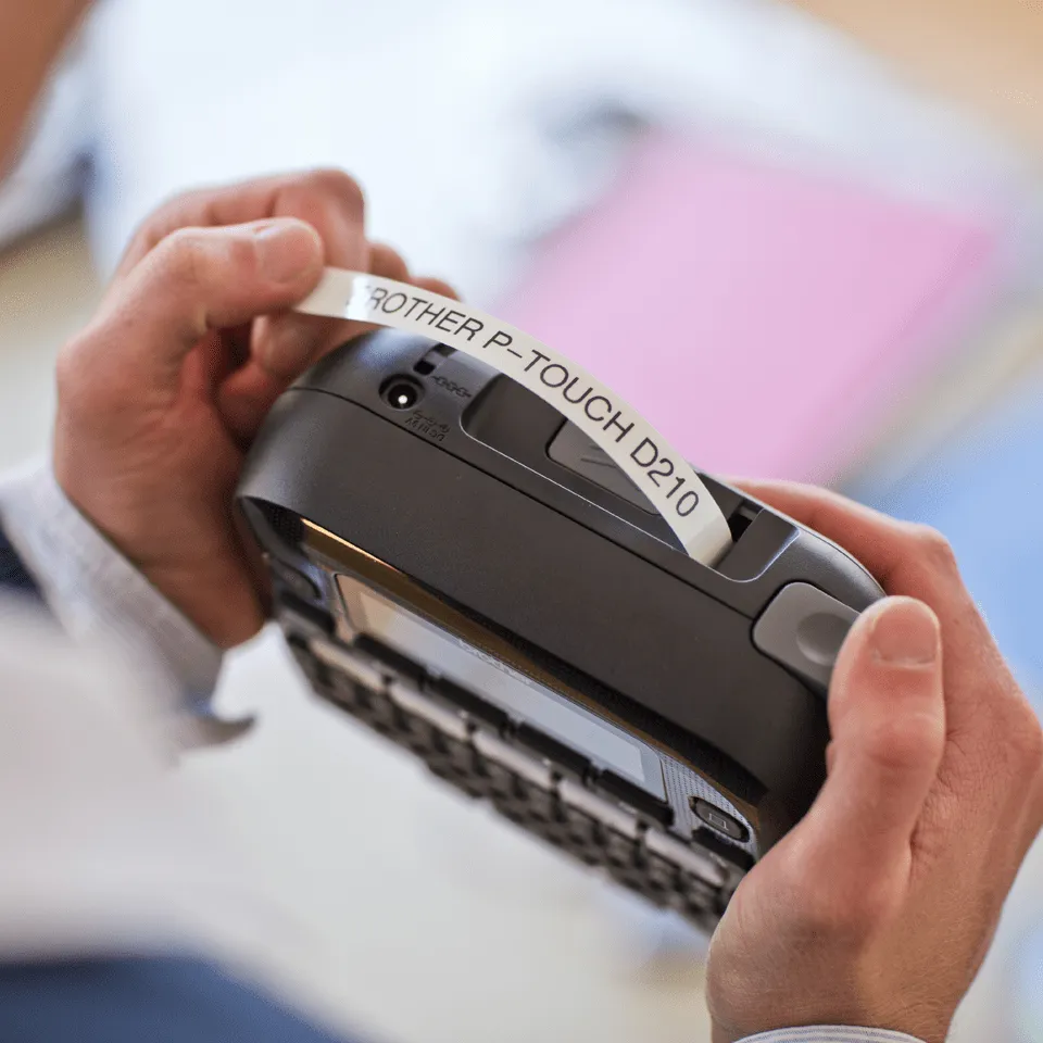 Brother PT-D210 Etikettendrucker Wärmeübertragung 180 x 180 DPI 20 mm/sek QWERTY – Bild 5
