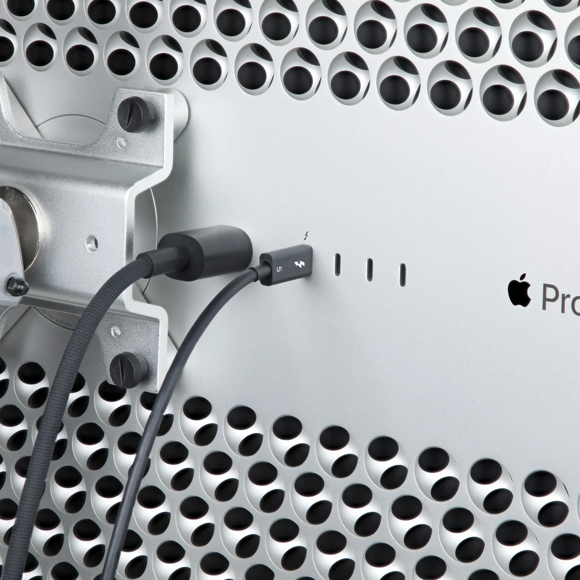 StarTech.com 1m Thunderbolt 5 Kabel, 80Gbps-120Gbps, 240W PD, 8K 60Hz, Thunderbolt-zertifiziertes Kabel, TB4, USB4, USB-C Kompatibel – Bild 7