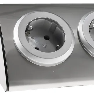 4-fach Steckdosenblock Edelstahl 90° für Eck- & Aufbaumontage 4-fach Steckdosenblock Edelstahl 90° für Eck- & Aufbaumontage