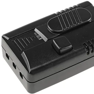 Fußdimmer für Halogen und LED m.Schalter 230V, 75-300W Halogen, 3-100W LED Fußdimmer für Halogen und LED m.Schalter 230V, 75-300W Halogen, 3-100W LED