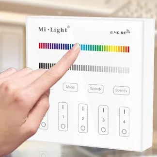 Synergy 21 LED Fernbedienung Smart Panel RGB/RGB-W 4 Zonen *Milight/Miboxer* Synergy 21 LED Fernbedienung Smart Panel RGB/RGB-W 4 Zonen *Milight/Miboxer*