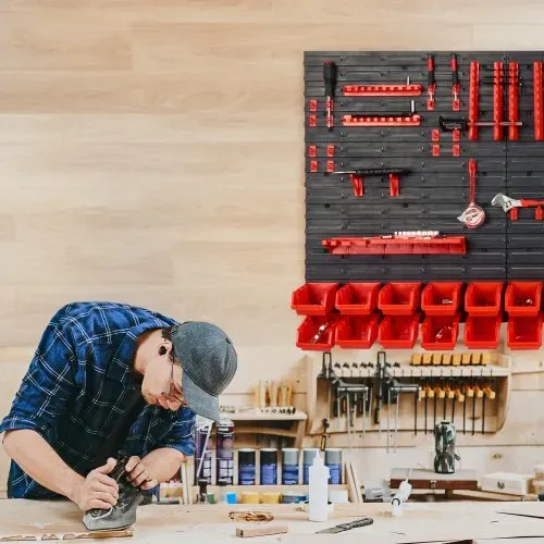 VEVOR Stapelboxen, 30-Behälter-Teileregal-Organizer für Garage, Kunststoff-Ladenwerkzeug mit Wandpaneelen/Werkzeughaltern/Haken, für Muttern, Bolzen, Schrauben, Nägel, Perlen, Knöpfe, Schwarz/Rot – Bild 7