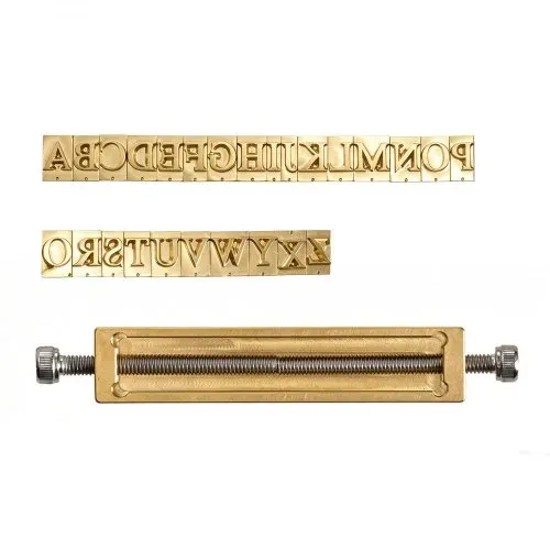 VEVOR A-Z-Alphabet-Stempel Set Prägeform 26-tlg. Buchstabenstempel Messing, Kompatibel mit der VEVOR Stempelmaschine, T-Nut-Konstruktion, inkl. Sechskantschlüssel Muttern Schrauben Halterung & Pinzette – Bild 8