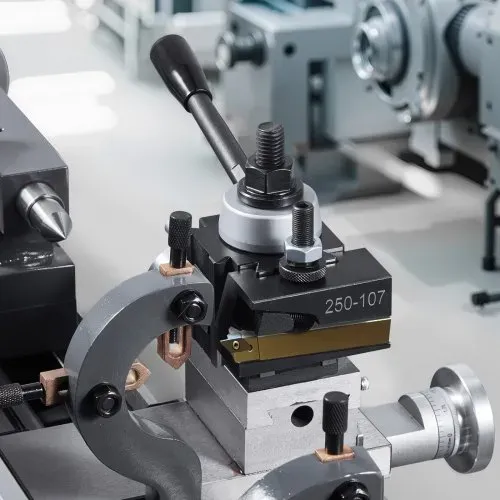VEVOR Schnellwechsel-Werkzeughalter-Set, 6-teilig, Werkzeughalter, passend für Mini-Drehmaschinen und Metalldrehmaschinen mit 152,4-305mm Umlaufdurchmesser, langlebiges Stahlmaterial – Bild 7