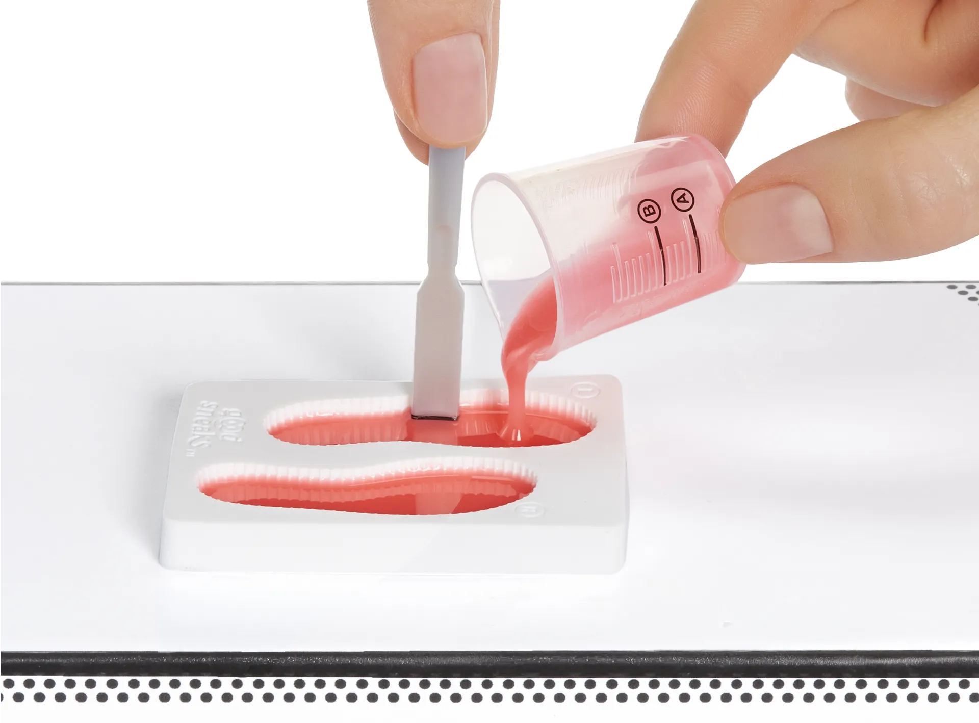 Miniverse Make It Mini Sneakers in PDQ – Bild 3