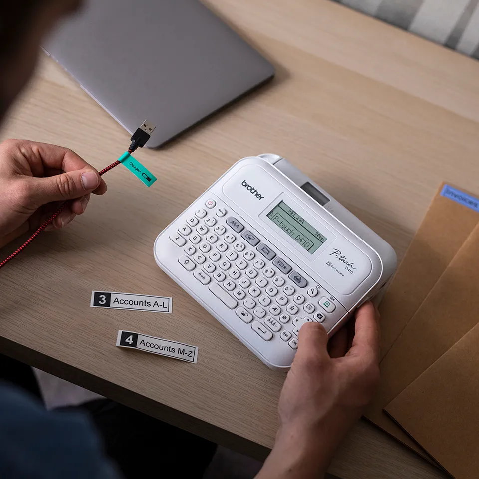 Brother PT-D410VP Etikettendrucker ZINK (Zero-Ink) 180 x 180 DPI Kabelgebunden TZe QWERTY – Bild 2