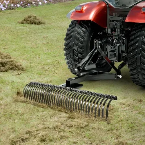 VEVOR Vertikutierer, 1830 mm Arbeitsbreite, Rasentraktor Rechen mit 36 robusten Stahlzinken, Traktor-kompatibler Dreipunkt-Gartenrechen, Rasenlüfter ideal für Bodenbearbeitung & Rasenpflege – Bild 7