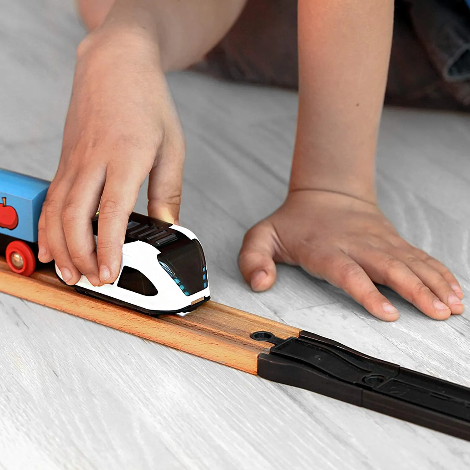 Intelino MINT Eisenbahn Erweiterung "Universal Wooden Rail Adapter" – Bild 4