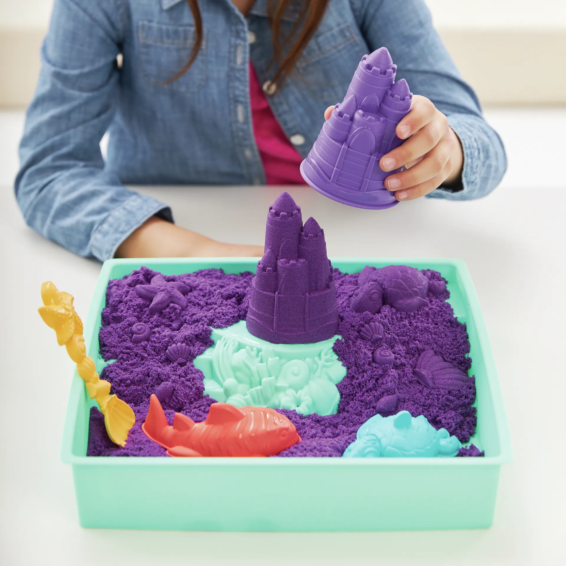 Kinetic Sand Sandbox Set mit 454 g lila – Bild 5