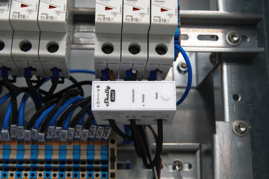 Shelly · Hutschiene · "3EM-63W Gen3" · Stromzähler – Bild 4
