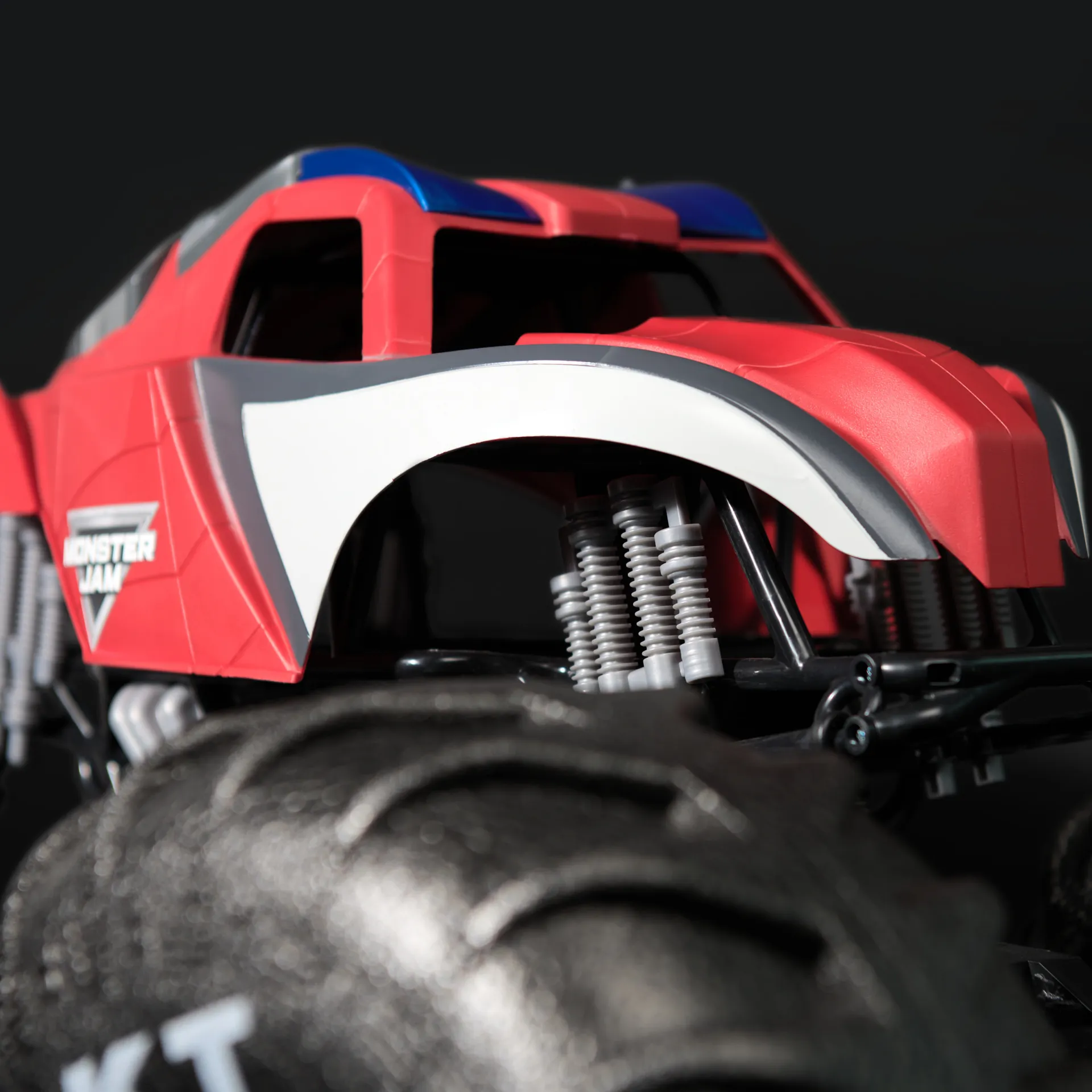 Monster Jam Marvel Mega Spider-Man RC Gelände-Monster Truck, über 61cm lang, Maßstab 1:6, Superhelden-Spielzeug ab 4 Jahren – Bild 7