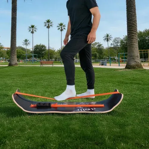 VEVOR Balance Board für Erwachsene (107 cm), Wackelbrett bis 200 kg Belastbar, Gebogenes Balance-Trainingsgerät mit Gurt für Core-Workouts Stehpultübungen Heim-Fitnessstudio Yoga, Orange Schwarz – Bild 7