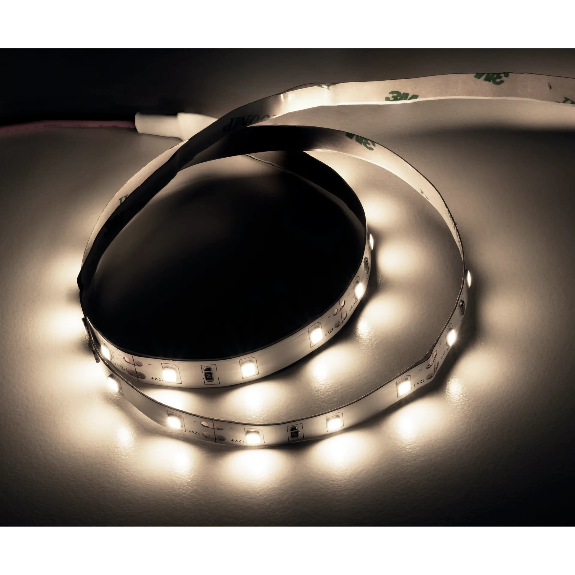 LED-Stripe McShine, 10m, neutralweiß, 600LEDs, 960lm/m, 12V,4.8W/m, IP20 LED-Stripe McShine, 10m, neutralweiß, 600LEDs, 960lm/m, 12V,4.8W/m, IP20