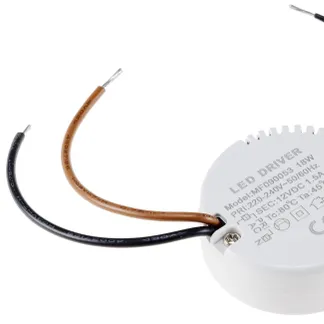 LED-Trafo „CT-18E“, 0,5-18W, rund 55mm Ø, 230V auf 12V= Konstantspannung LED-Trafo „CT-18E“, 0,5-18W, rund 55mm Ø, 230V auf 12V= Konstantspannung
