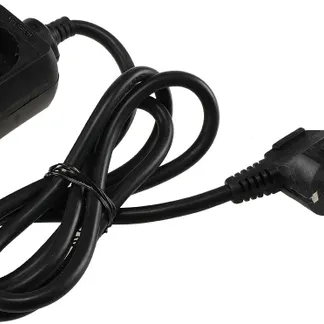 Schutzkontakt-Steckdosenleiste 3-fach 3600W, 1,4m Kabel, schwarz Schutzkontakt-Steckdosenleiste 3-fach 3600W, 1,4m Kabel, schwarz