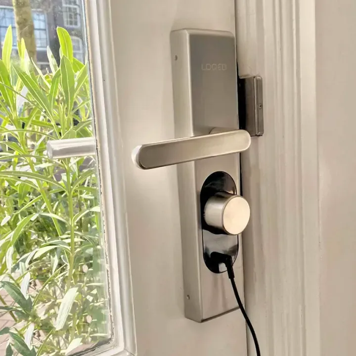 Shelly · "LOQED Power Kit" · Erweiterung für Smartes Türschloss · 8x Akkus enthalten – Bild 6