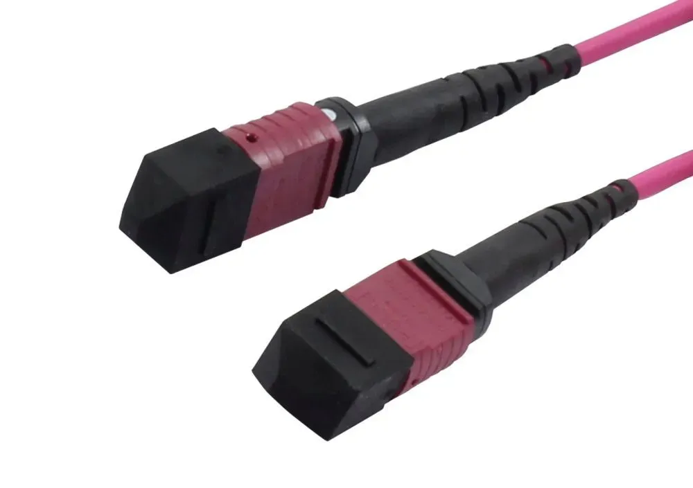 LWL-MTP®-Female Patchkabel OM4 LowLoss(ELite), 12 Faser, Typ B crossed, erika-violett, 10m, Synergy 21, – Bild 2