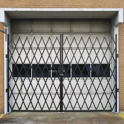 VEVOR Doppeltes Sicherheitsfalttor Einziehbar Scherentor 15,24-365,76 cm, Tragbar Scherentor mit 360°-Rollen Zusammenklappbar Außenbereich Kellertür, Garage, Schaufenster Zaun Schwarz Doppelfalttür – Bild 7