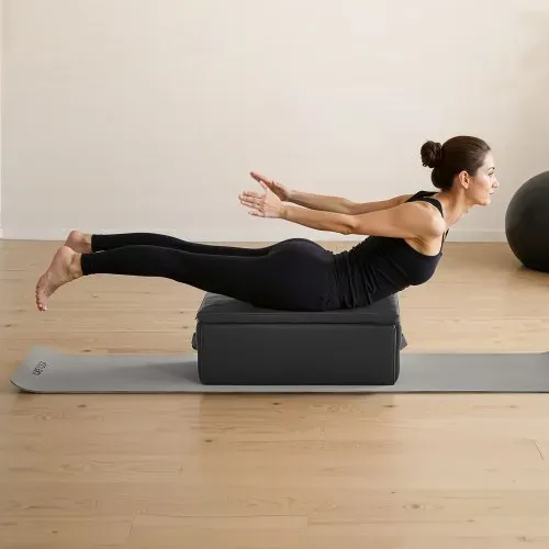 VEVOR Pilates-Box für Reformer (625 x 435 x 240 mm) Pilates Reformer-Sitzbox für Übungen, hochwertiges Pilates-Zubehör aus PU und Holz, verbessert Kraft, Gleichgewicht, Bewegungsbereich, schwarz – Bild 7