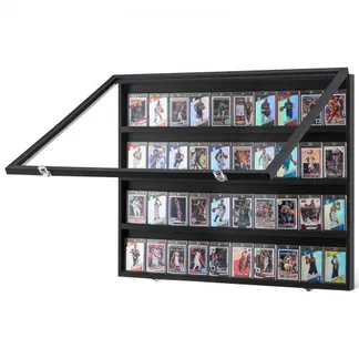 VEVOR Vitrine für Sportkarten in 36 verschiedenen Ausführungen, 77,5×61,7×5,5cm Präsentationsrahmen mit 98 % UV-Schutz PC-Glas abschließbarer Wandschrank für Fußball Basketball Hockey Sammelkarten VEVOR Vitrine für Sportkarten in 36 verschiedenen Ausführungen, 77,5×61,7×5,5cm Präsentationsrahmen mit 98 % UV-Schutz PC-Glas abschließbarer Wandschrank für Fußball Basketball Hockey Sammelkarten