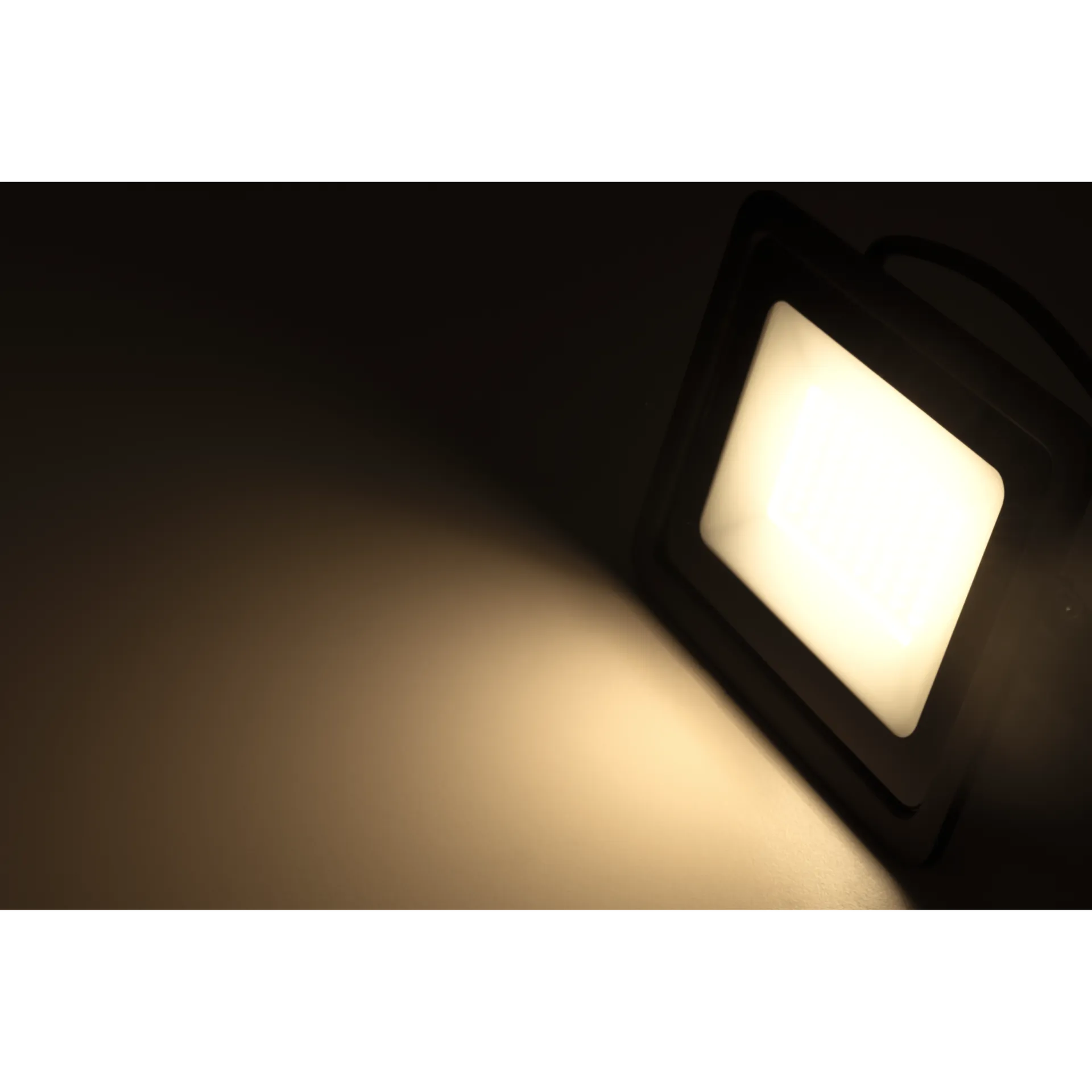 LED-Außenstrahler McShine ''Slim'' 50W, 4250 Lumen, IP66, 3000K, warmweiß – Bild 2