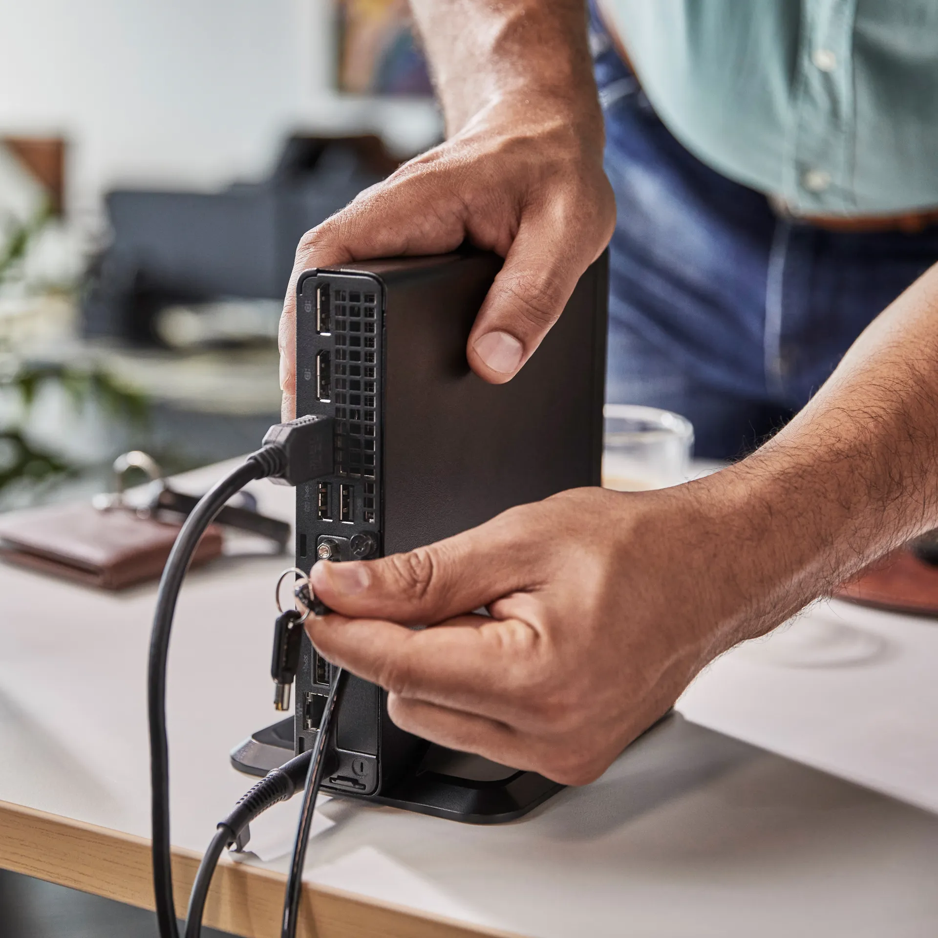 HP Elite Mini 800 G9 Intel® Core™ i5 i5-14500 16 GB DDR5-SDRAM 512 GB SSD Windows 11 Pro Mini PC Mini-PC Schwarz – Bild 7