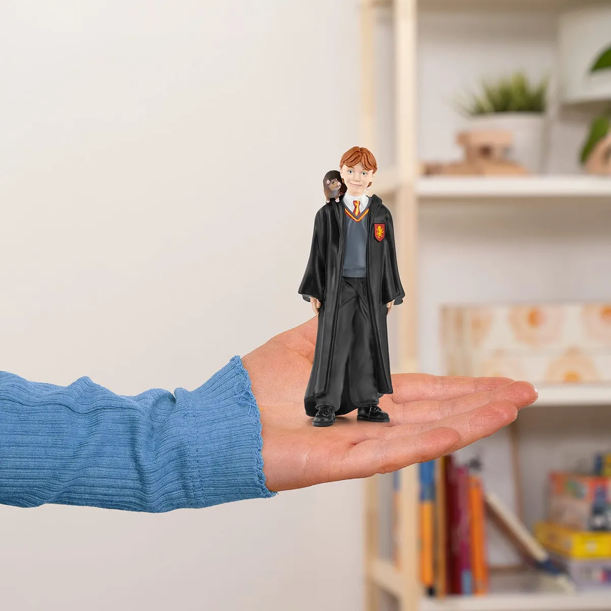 schleich Ron Weasley™ & Krätze - 42634 – Bild 3