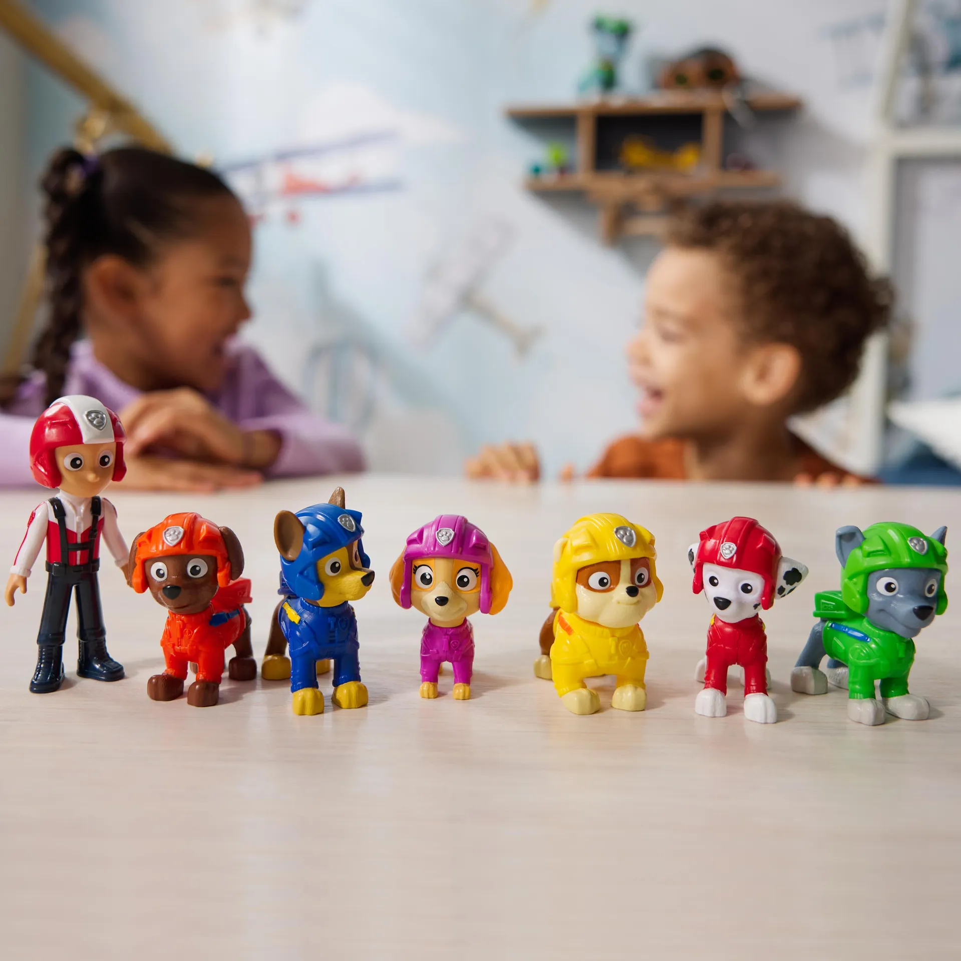 PAW Patrol Air Rescue - Spielfiguren-Geschenkset mit 7 Figuren zum Sammeln – Bild 3
