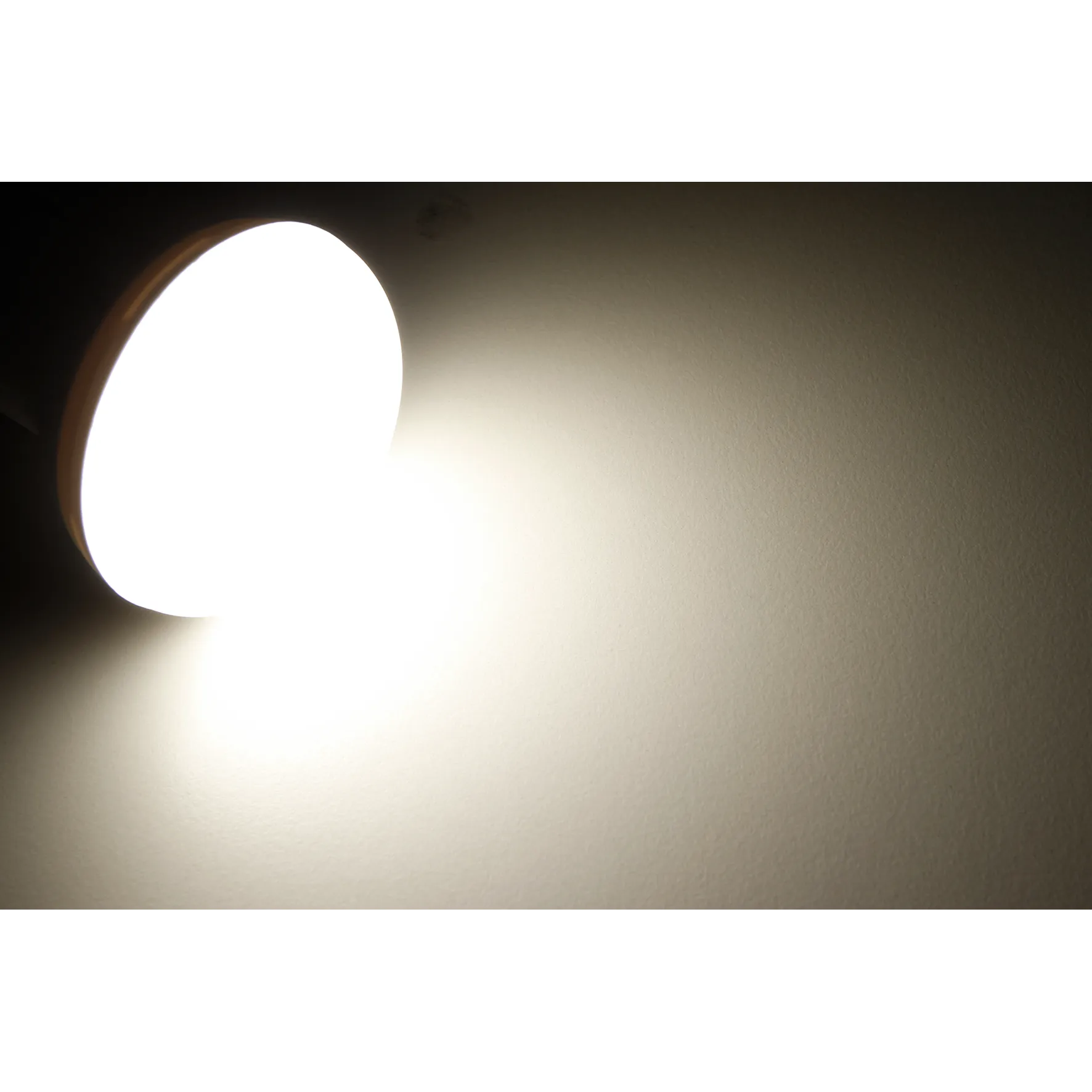 LED-Reflektorstrahler McShine, E27, R63, 8W, 680lm, 120°, 3000K, warmweiß – Bild 3