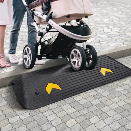 VEVOR Schwellenrampe Vollgummi Türschwellenrampe 15Tonnen Tragfähigkkeit Bordsteinrampe mit Kanal 110x32x3,8cm Rollstuhlrampe Auffahrrampe Gummirampe Ideal für unebenen Boden Bordsteinkanten – Bild 7