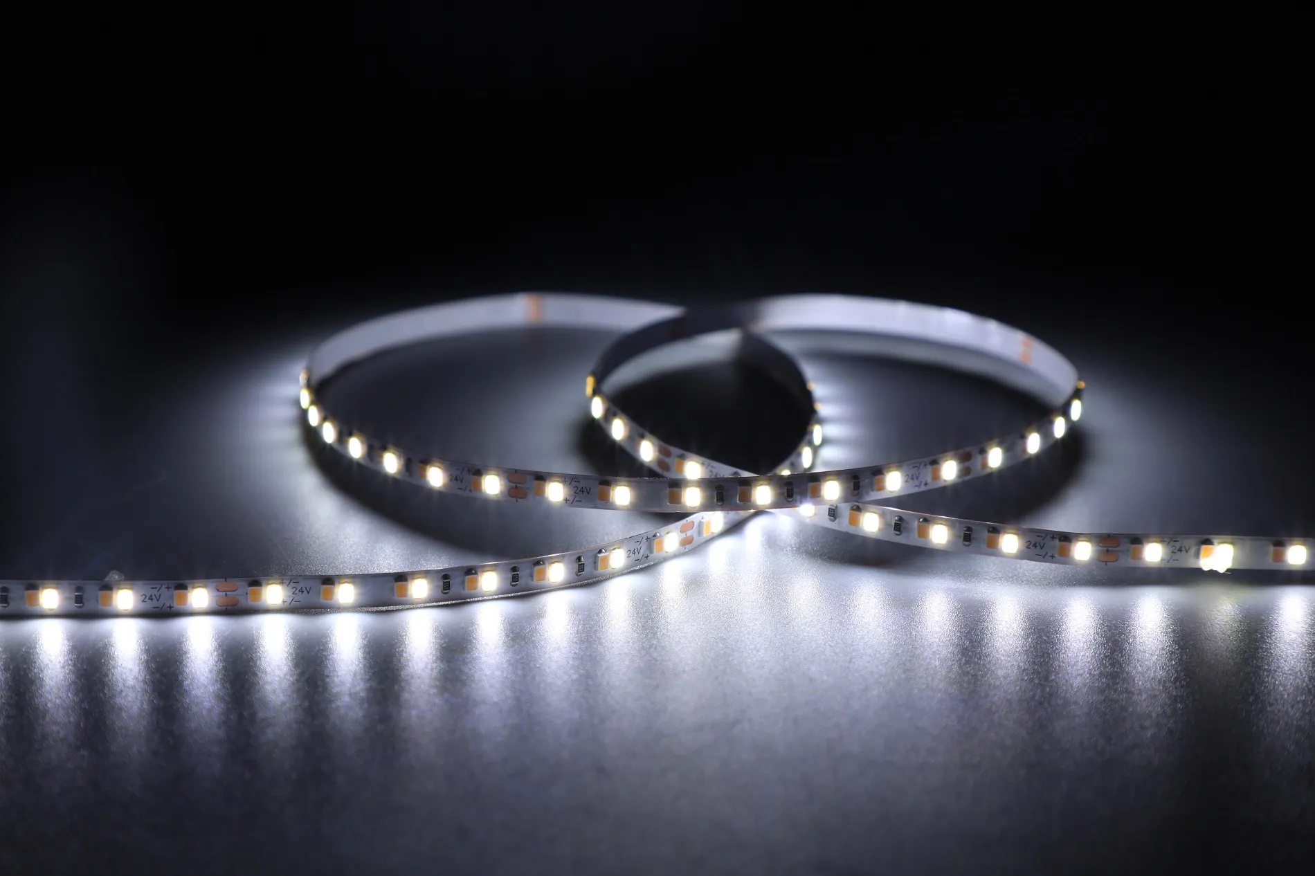 Synergy 21 LED Flex Strip 2835 - 130 SWW DC48V 288W IP20 ULS 20M – Bild 2