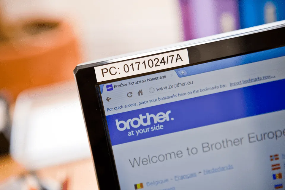 Brother TZE231S2 Etiketten erstellendes Band Schwarz auf weiss TZe – Bild 4