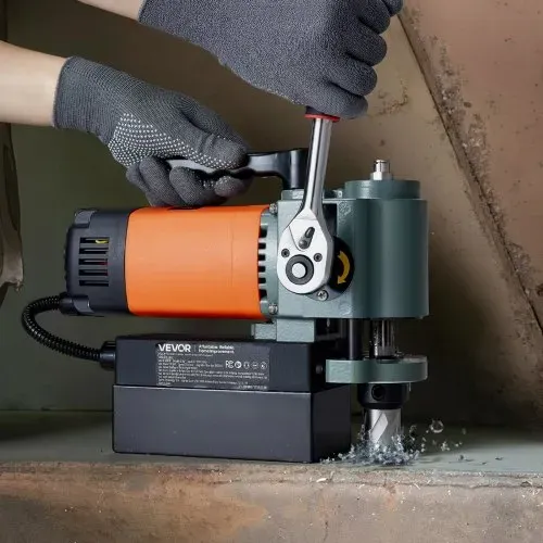 VEVOR Magnetbohrmaschine mit niedrigem Profil, 1300 W, 35 mm Bohrdurchmesser, 10000 N Leistung, tragbare Magnetbohrmaschine mit Weldon-Schaft, für Metalloberflächen Industrie Heimwerker – Bild 7