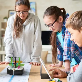 iRobot® Root™ Brick Top Accessory iRobot® Root™ Brick Top Accessory