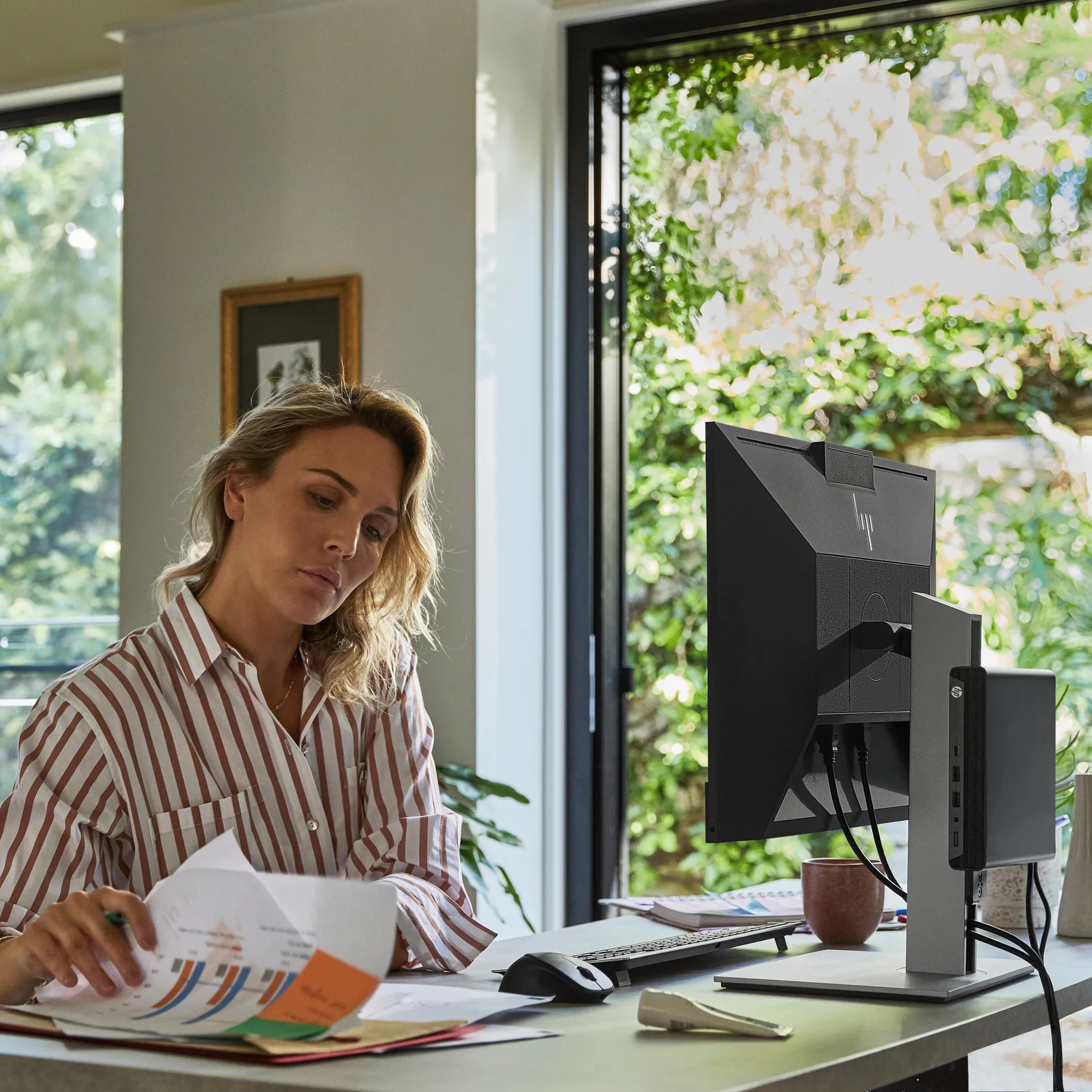 HP Elite Mini 800 G9 Intel® Core™ i5 i5-14500 16 GB DDR5-SDRAM 256 GB SSD Windows 11 Pro Mini PC Mini-PC Schwarz – Bild 6