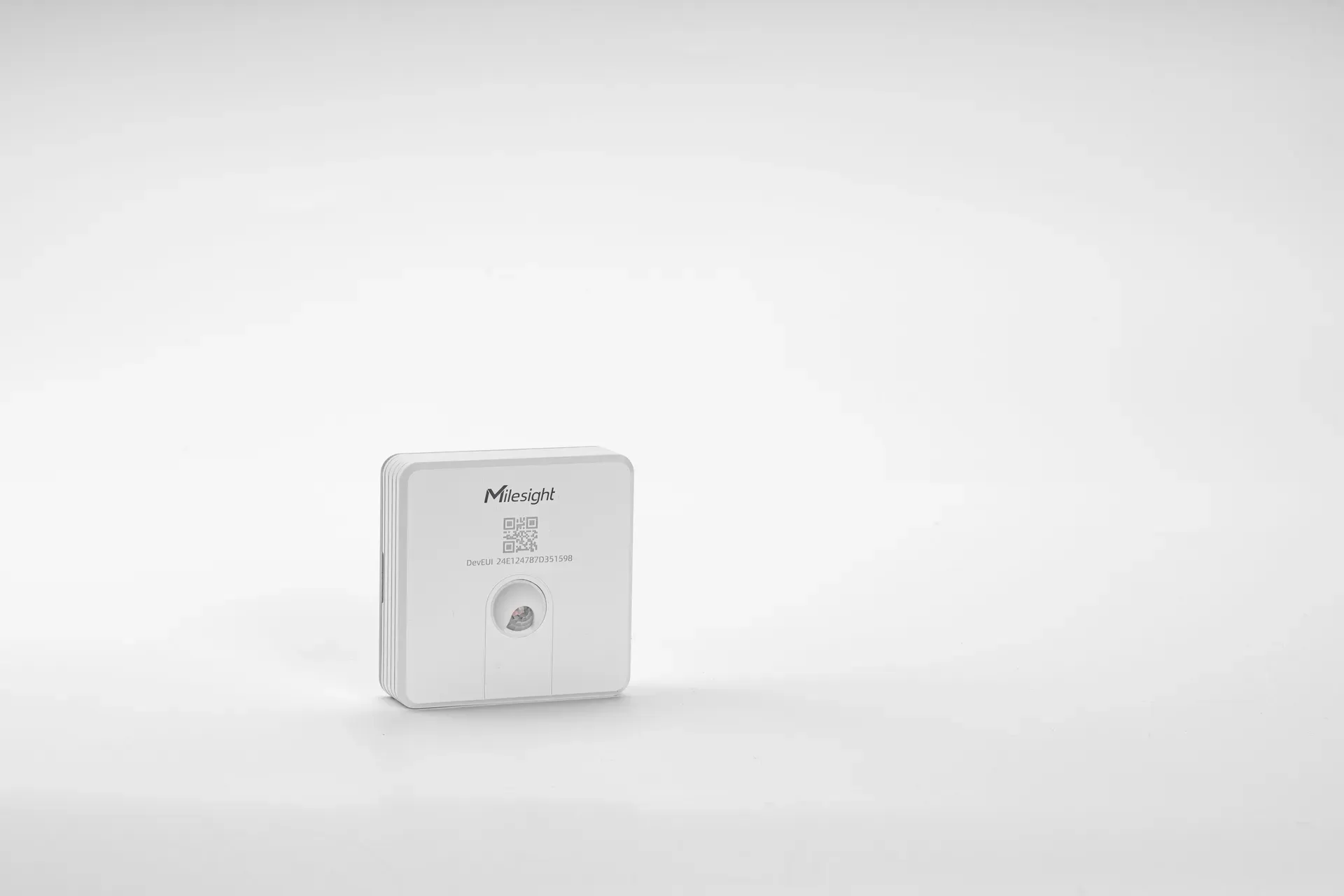 Milesight IoT Desk & Seat Occupancy Sensor, VS341-868M Milesight IoT Desk & Seat Occupancy Sensor, VS341-868M