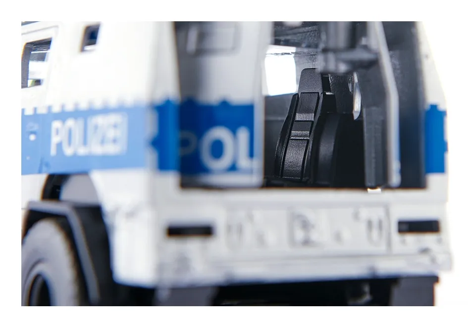 Siku Rheinmetall MAN Survivor R Modell Polizeiwagen Vormontiert 1:50 – Bild 4