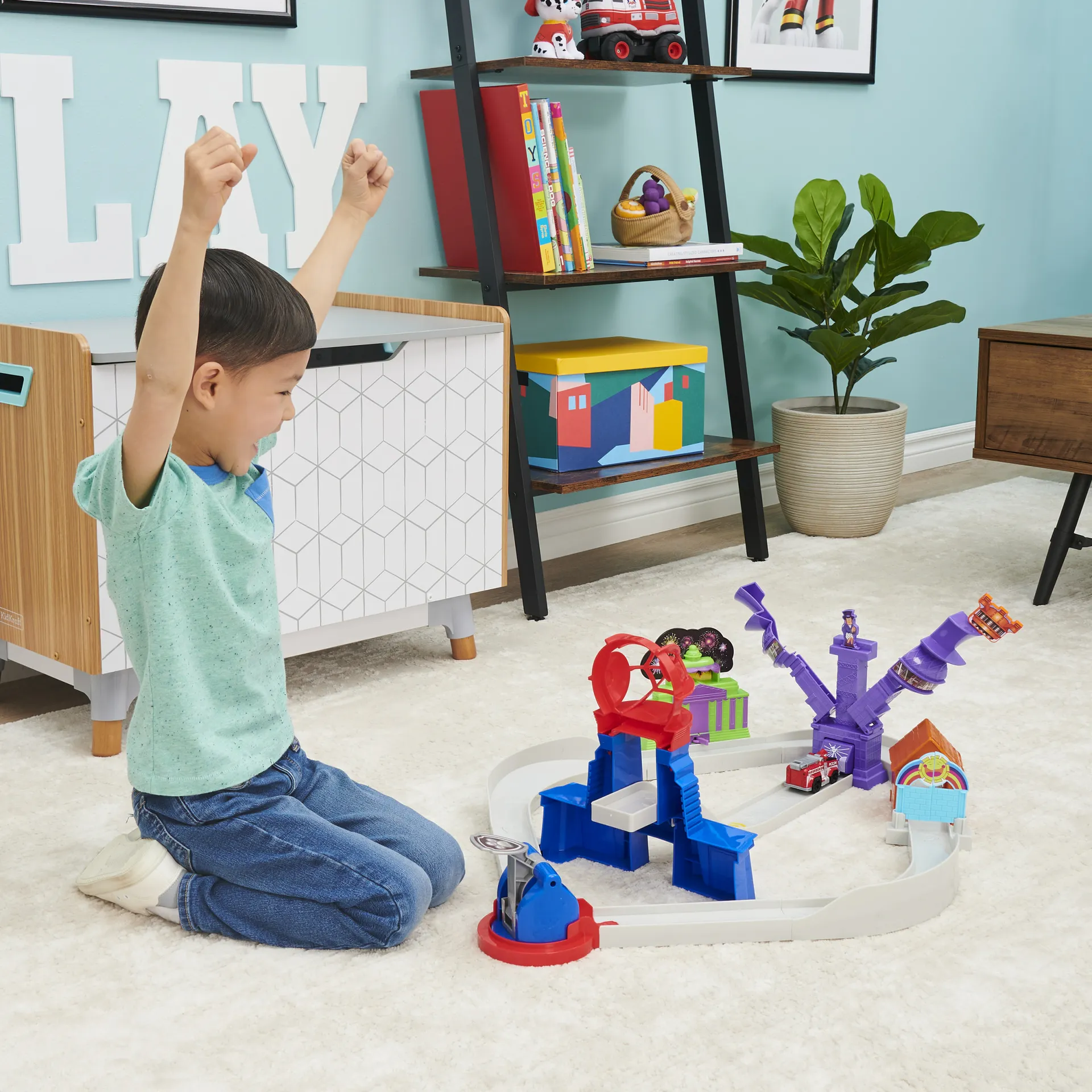 PAW Patrol True Metal Total City Rescue Spielset aus dem Kinofilm mit 3 Rettungsaktionen, ab 3 Jahren, kompatibel mit 1:55 Fahrzeugen – Bild 6