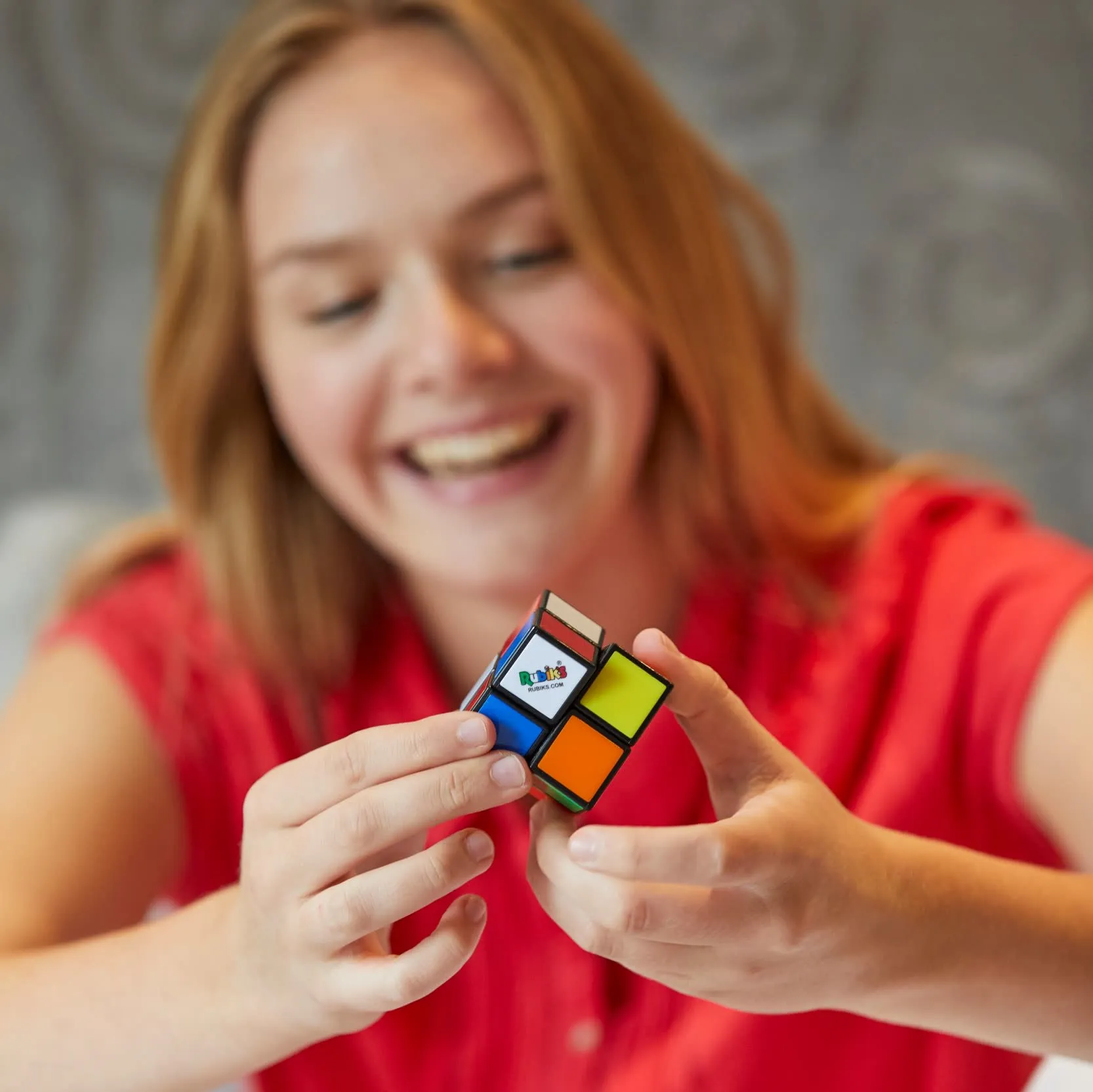 Rubik’s Mini 2x2 Zauberwürfel - der 2x2 Cube für Einsteiger ab 8 Jahren und für unterwegs, hohe Qualität, leichtgängiges Handling, leuchtende Farben – Bild 5