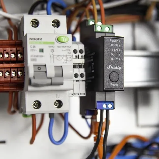 Shelly · Hutschiene · "Pro 2PM" · Relais · max. 25A · 1 Phase · 2 Kanäle · Messfunktion · WLAN · LAN · BT – Bild 4