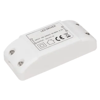 LED-Trafo McShine, 0,5-12W, Ein 220-240V, 12V= Konstantspannung, rund LED-Trafo McShine, 0,5-12W, Ein 220-240V, 12V= Konstantspannung, rund