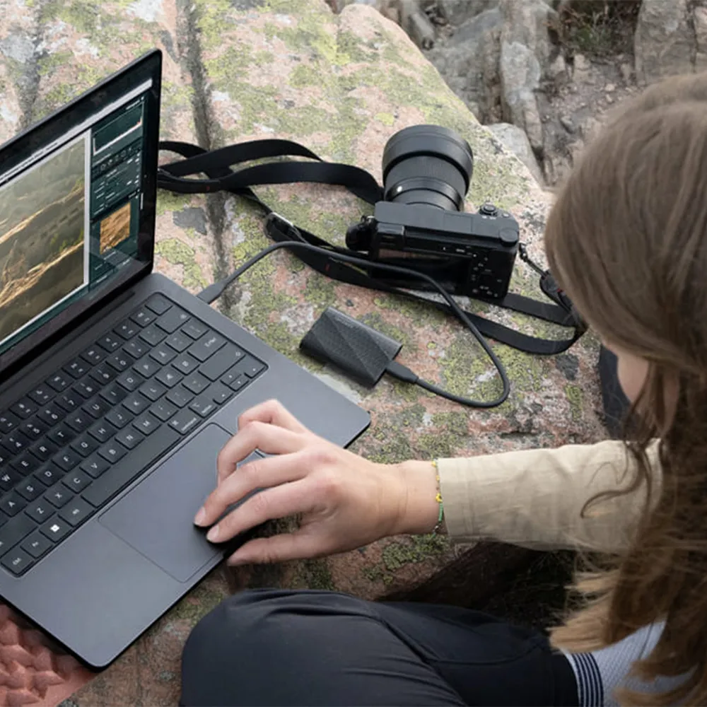 Samsung MU-PG2T0B 2 TB USB Typ-C USB 3.2 Gen 2x2 Schwarz – Bild 4