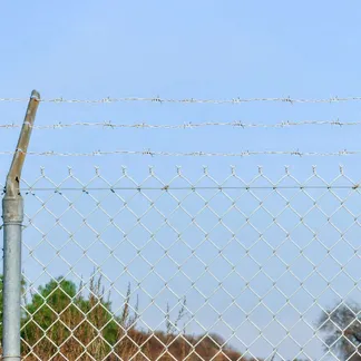 vidaXL Stacheldraht 500 m aufgerollt vidaXL Stacheldraht 500 m aufgerollt