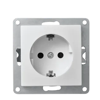 Schutzkontakt-Steckdose McPower “Flair“ 250V~/16A, UP, Einsteckschutz, weiß Schutzkontakt-Steckdose McPower “Flair“ 250V~/16A, UP, Einsteckschutz, weiß