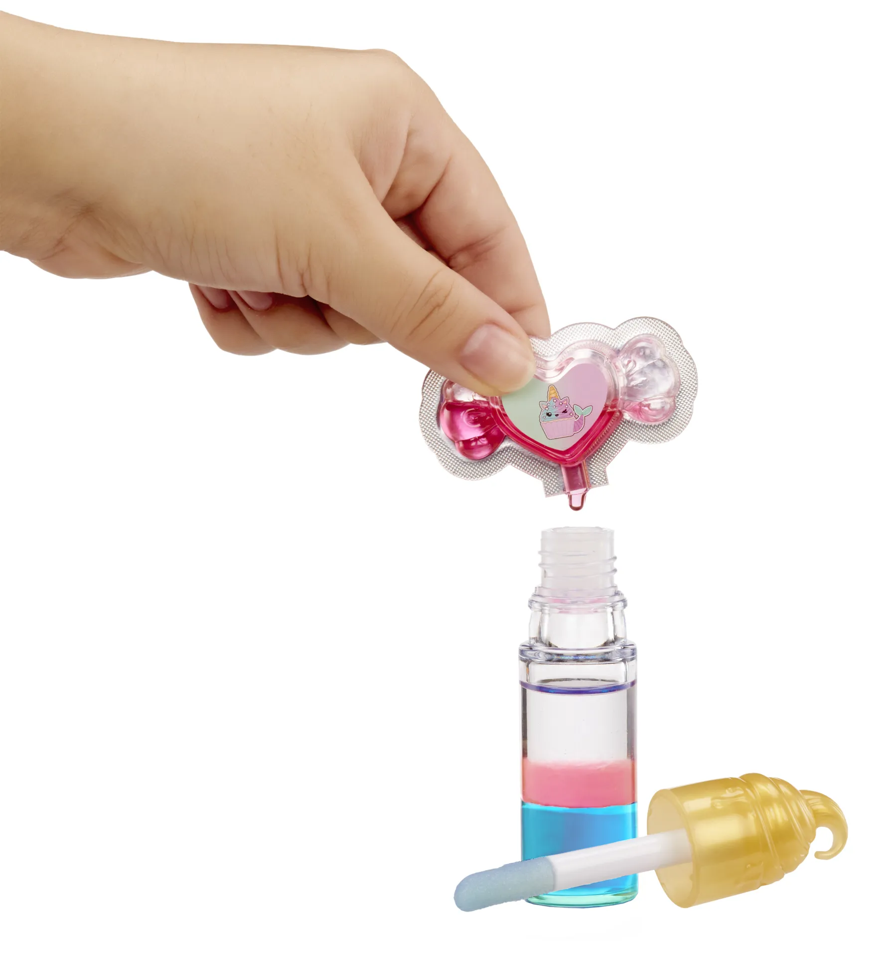 MGA Entertainment Yummiland Mystery Lip Gloss Doll - Phoebe Frappe – Bild 4