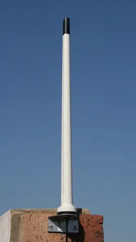 Poynting · Antennen · LTE/GSM · Mast/Wand · A-OMNI-0121-V3 · weiß · SMA (M) · 2,4dbi Rundstrahl/Wand · 8m Kabel · SMA-M "LTE" – Bild 2