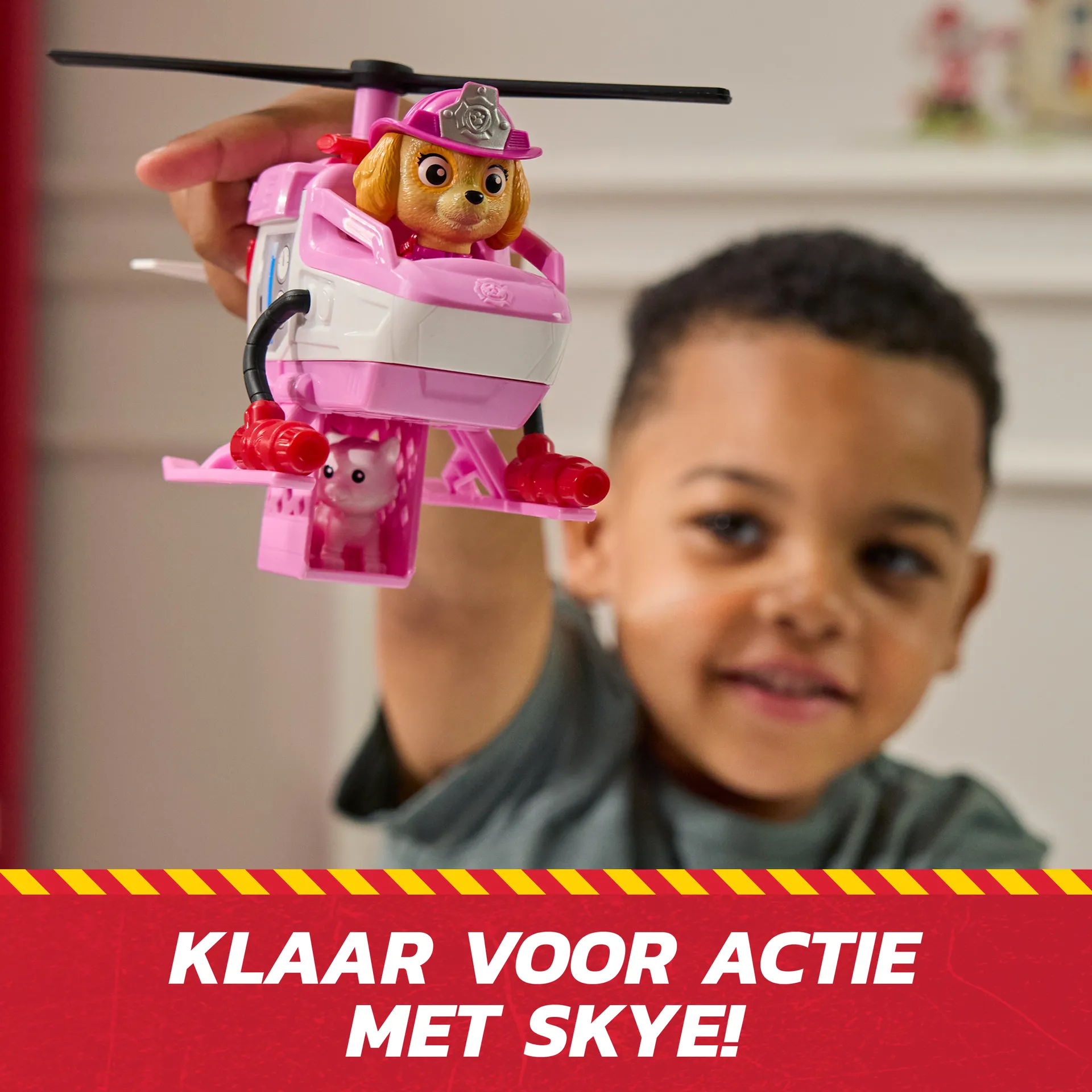 PAW Patrol Fire Rescue - Skyes Rettungshubschrauber mit Skye Hundefigur und Katzenfigur – Bild 2
